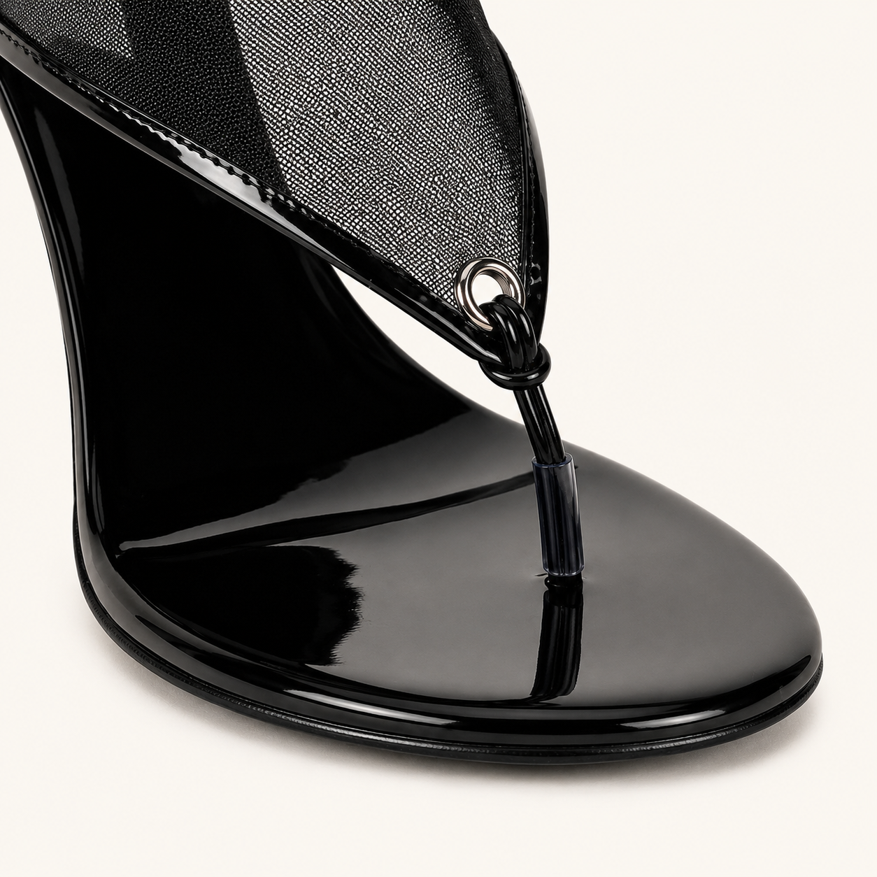 Noir Voile Heel