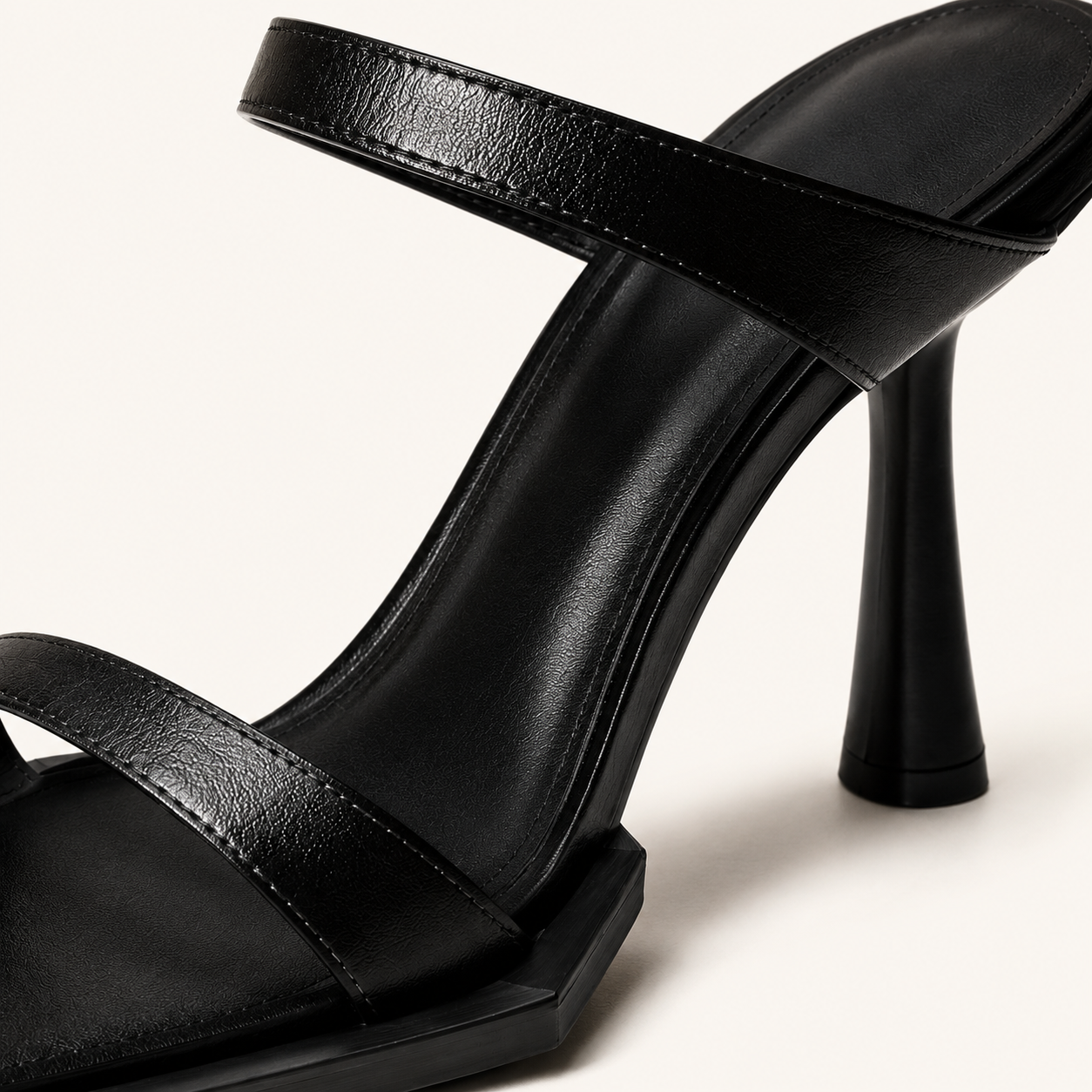 Sienna Noir Square Mule